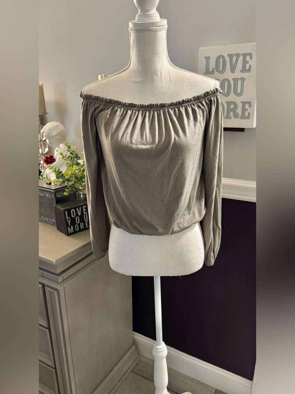 Ardene Taupe Off Shoulder Bubble Hem Blouse XS